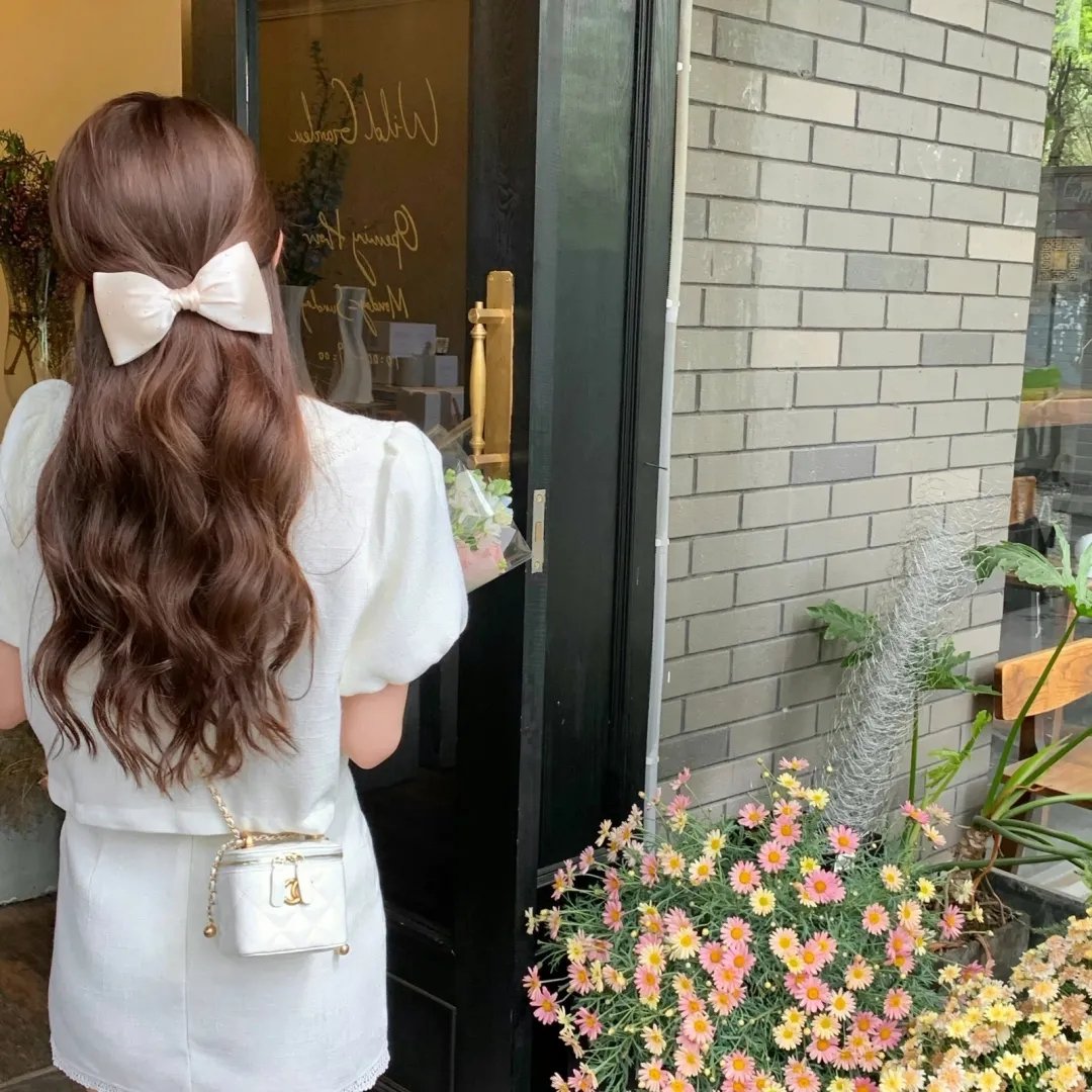 女人,有时是男人